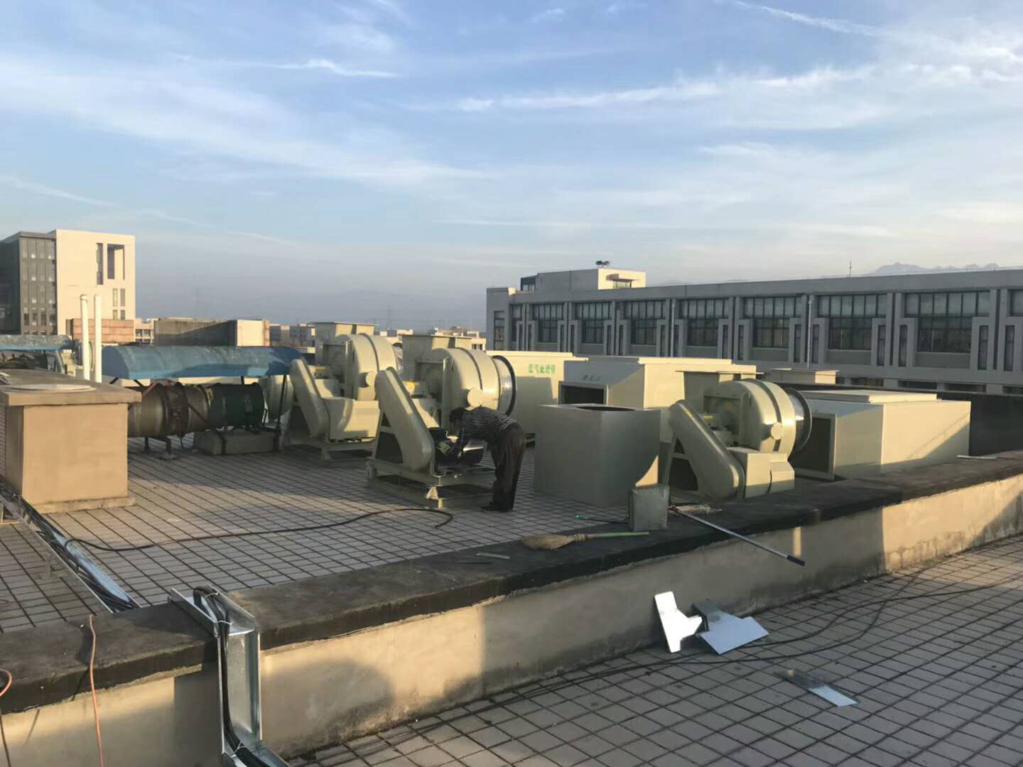 ����ĳ��У�U��̎���O(sh��)�䣨�h(hu��n)���L(f��ng)�C(j��),������L(f��ng)�C(j��)��